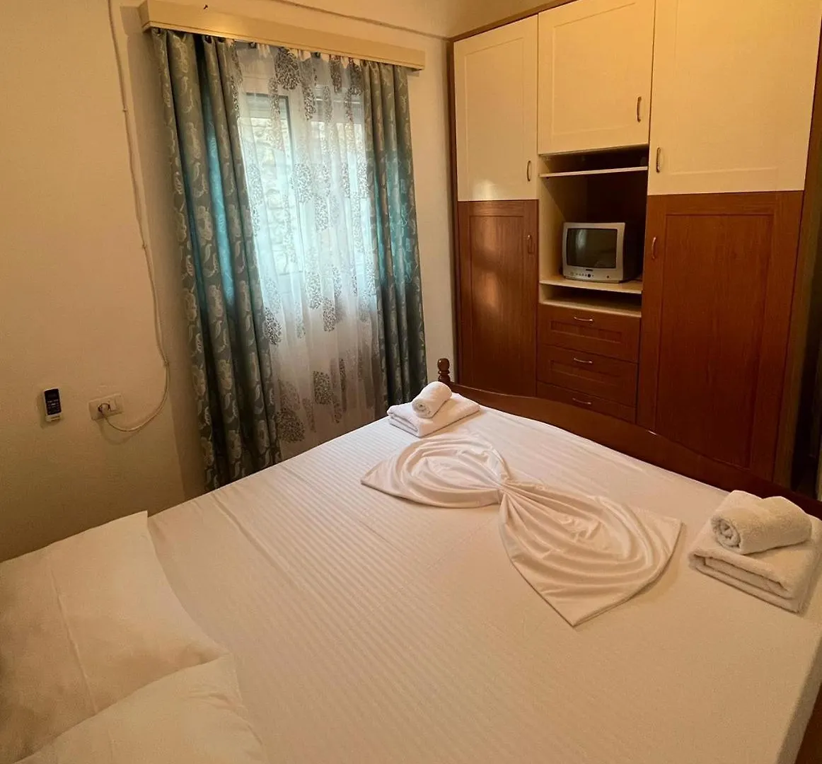 Villa Orgest Borsh Apartment